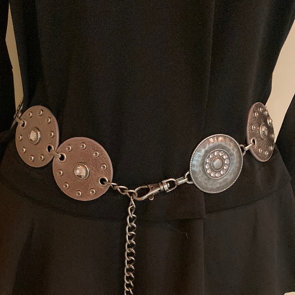 Women’s Metal Jewel Belt